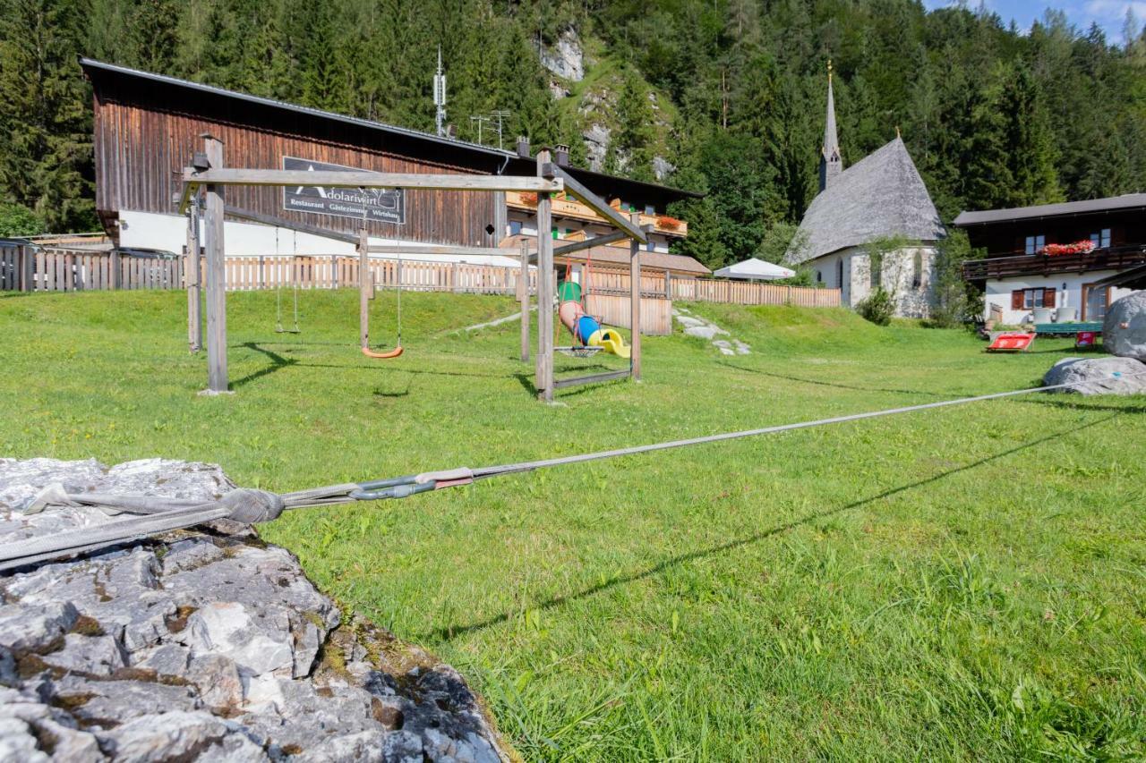 Отель Gasthof St. Adolari Санкт-Ульрих-ам-Пиллерзее Экстерьер фото